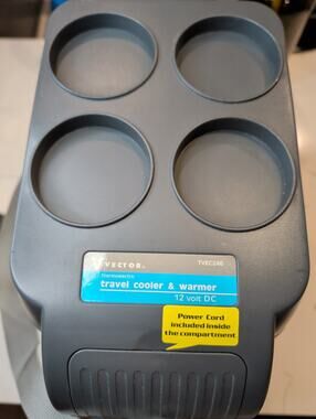 Vector TVEC246 7L Thermoelectric 12V Travel Cooler Warmer w/ Cord